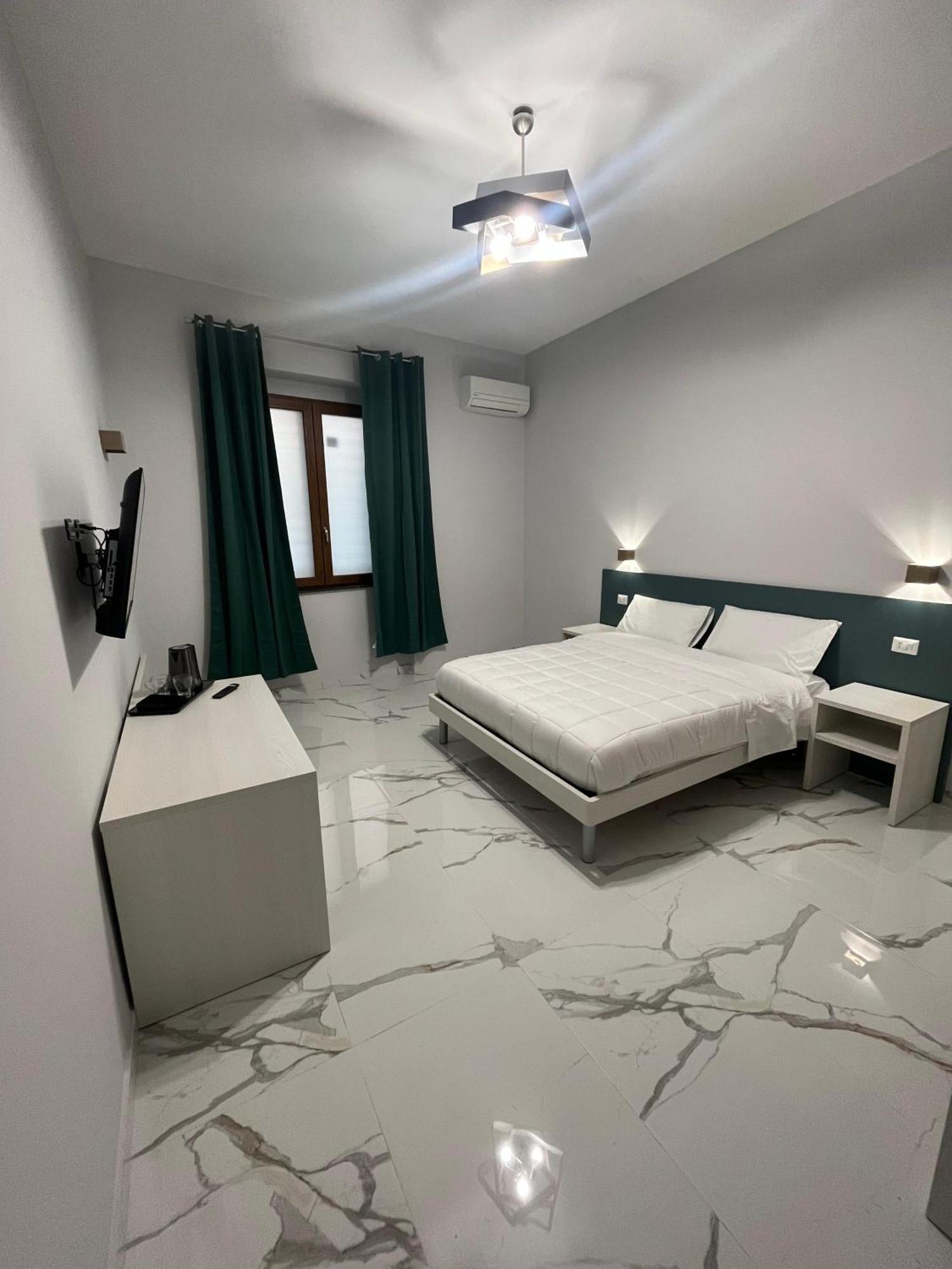 B&B Cadifra Portapiccola Napels Buitenkant foto