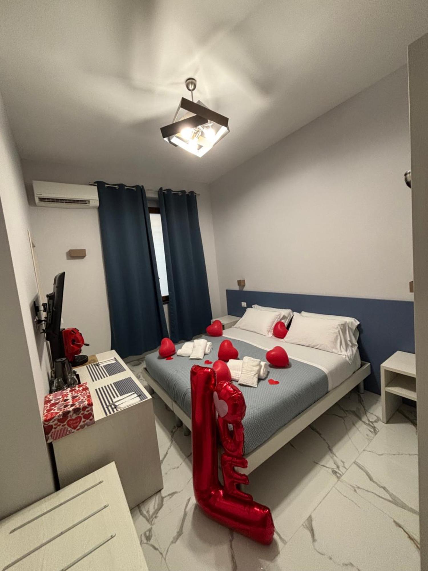 B&B Cadifra Portapiccola Napels Buitenkant foto
